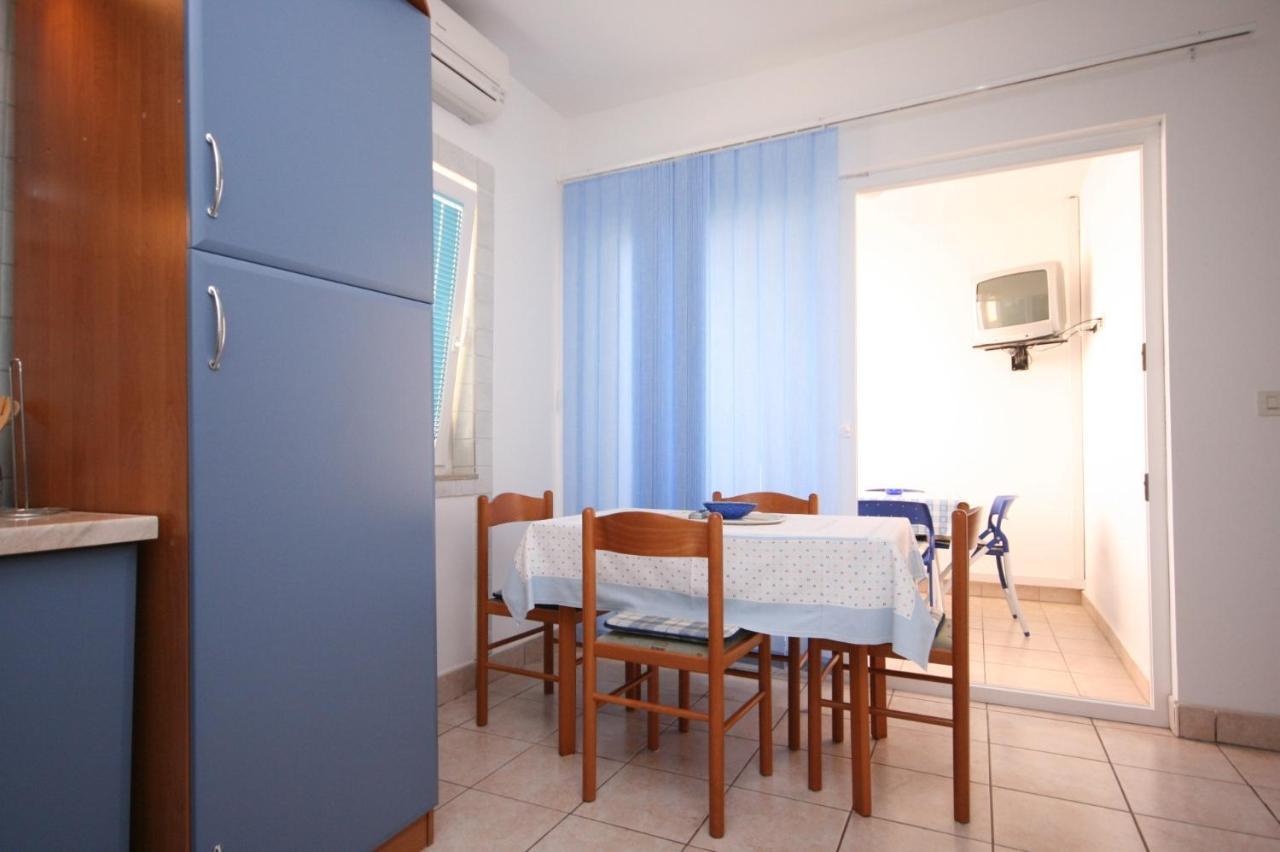 Apartment Stara Novalja 6301B ภายนอก รูปภาพ