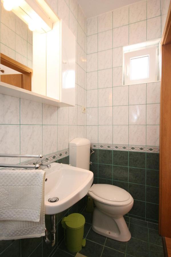 Apartment Stara Novalja 6301B ภายนอก รูปภาพ