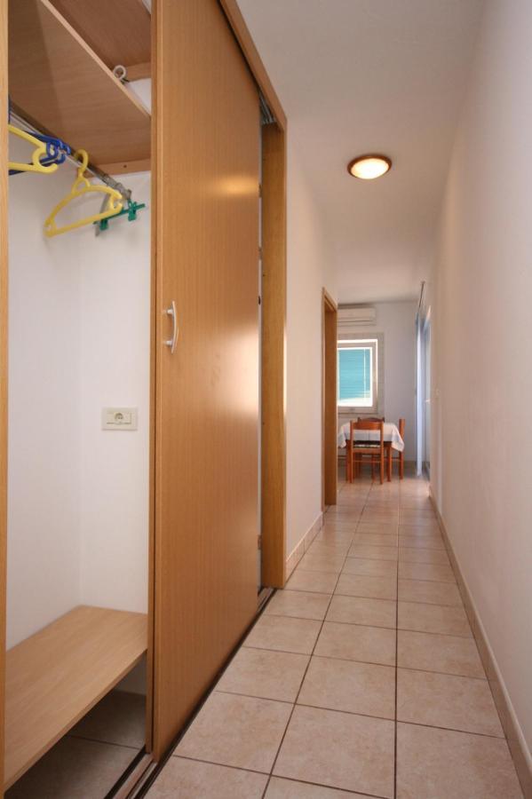 Apartment Stara Novalja 6301B ภายนอก รูปภาพ